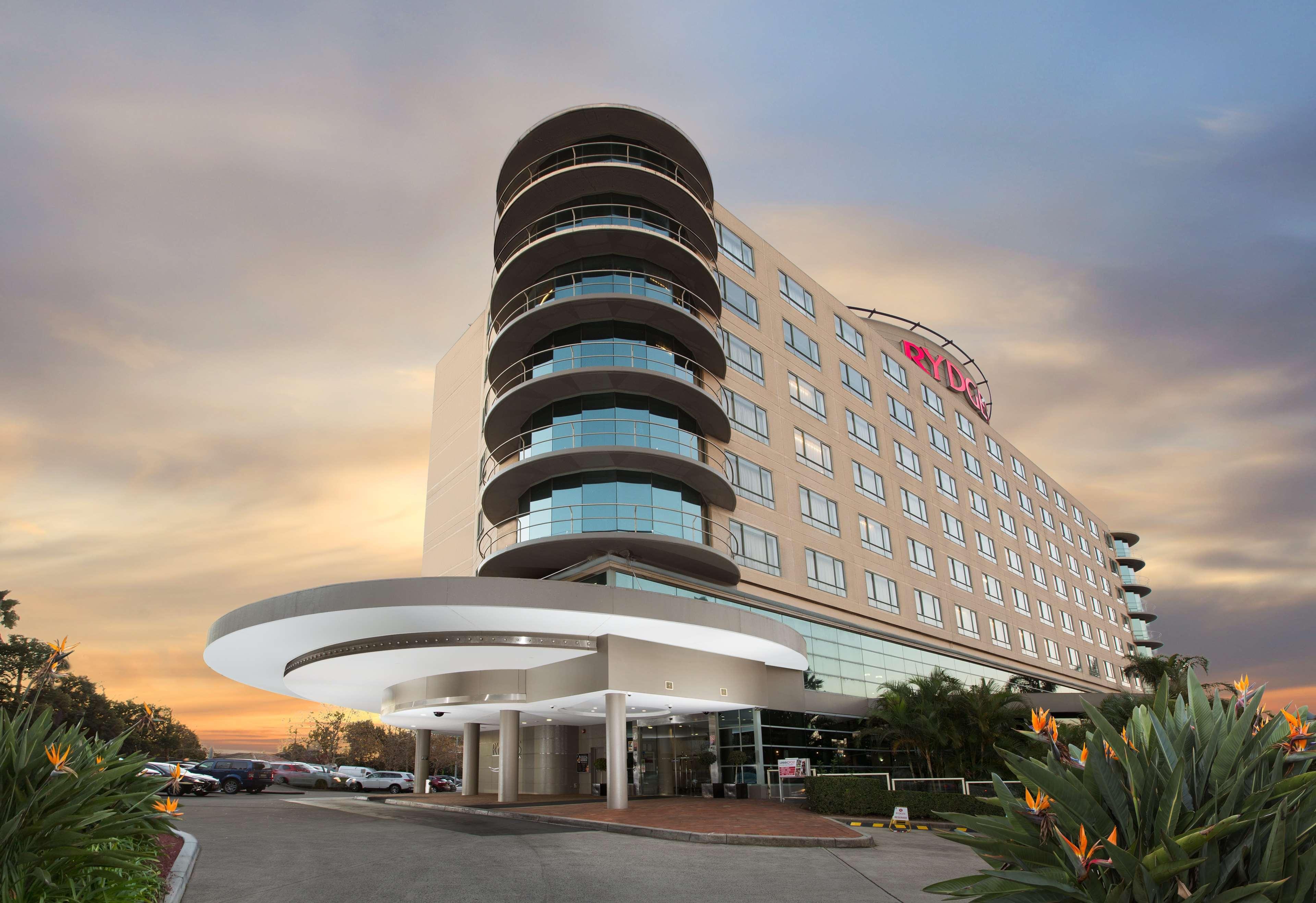 Rydges Parramatta Hotel Exterior foto