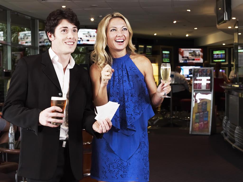 Rydges Parramatta Hotel Restaurant foto